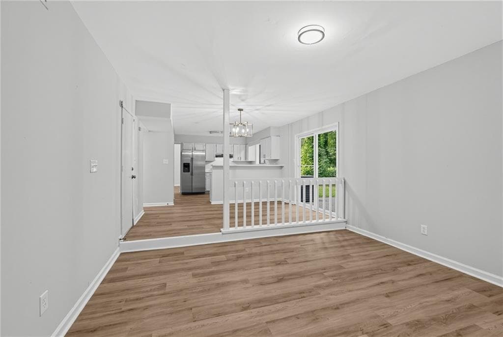 3 bedroom, 3 bathroom, 1,978 sq ft single family residence under contract at 5369 Kelleys Creek Drive, Stone Mountain, GA 30088 — photo 9