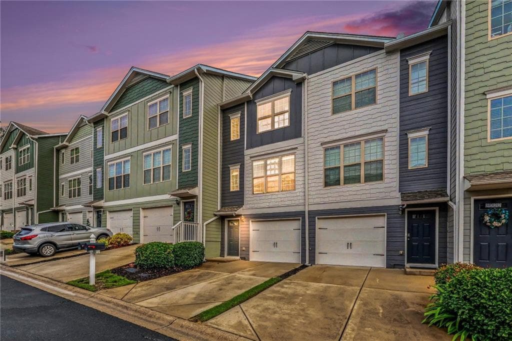 3 bedroom, 4 bathroom, 1,633 sq ft townhouse for sale at 3030 Liberty Way, Atlanta, GA 30318 — photo 2