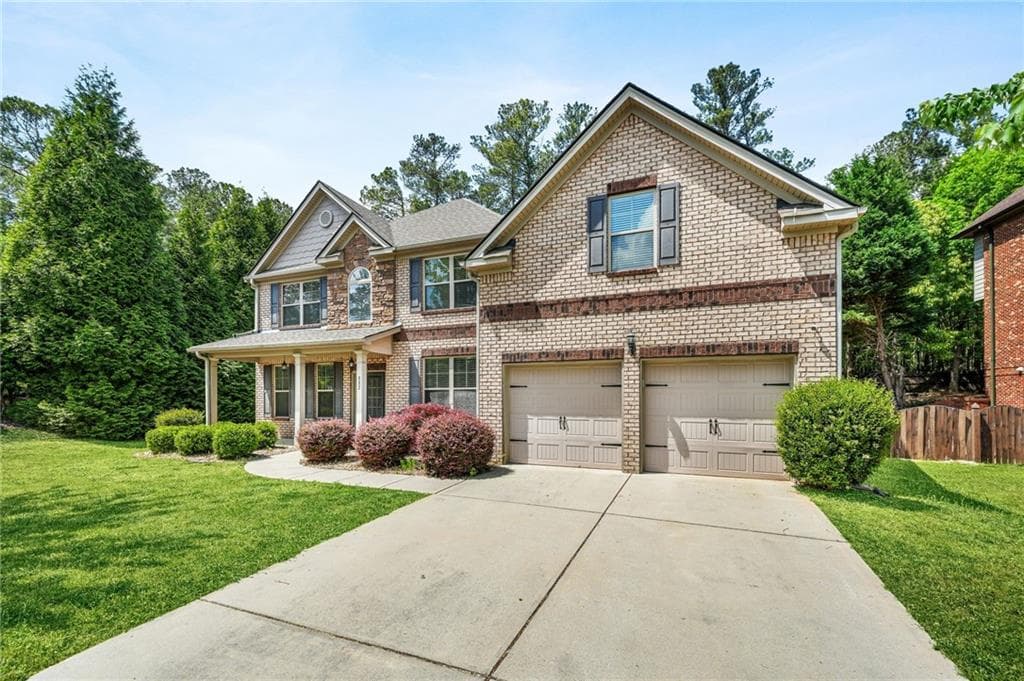 5 bedroom, 6 bathroom, 3,800 sq ft single family residence for sale at 882 Nestling Drive, Lawrenceville, GA 30045 — photo 3