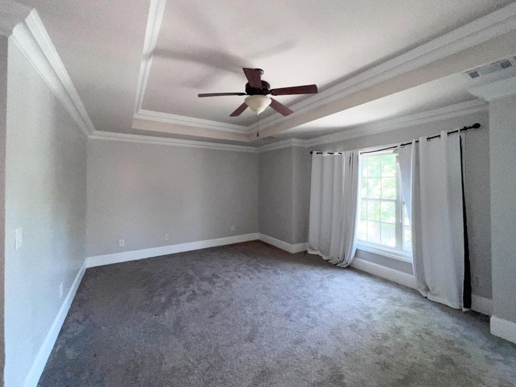 4 bedroom, 4 bathroom, 2,228 sq ft townhouse under contract at 7945 Highland Bluff, Sandy Springs, GA 30328 — photo 3