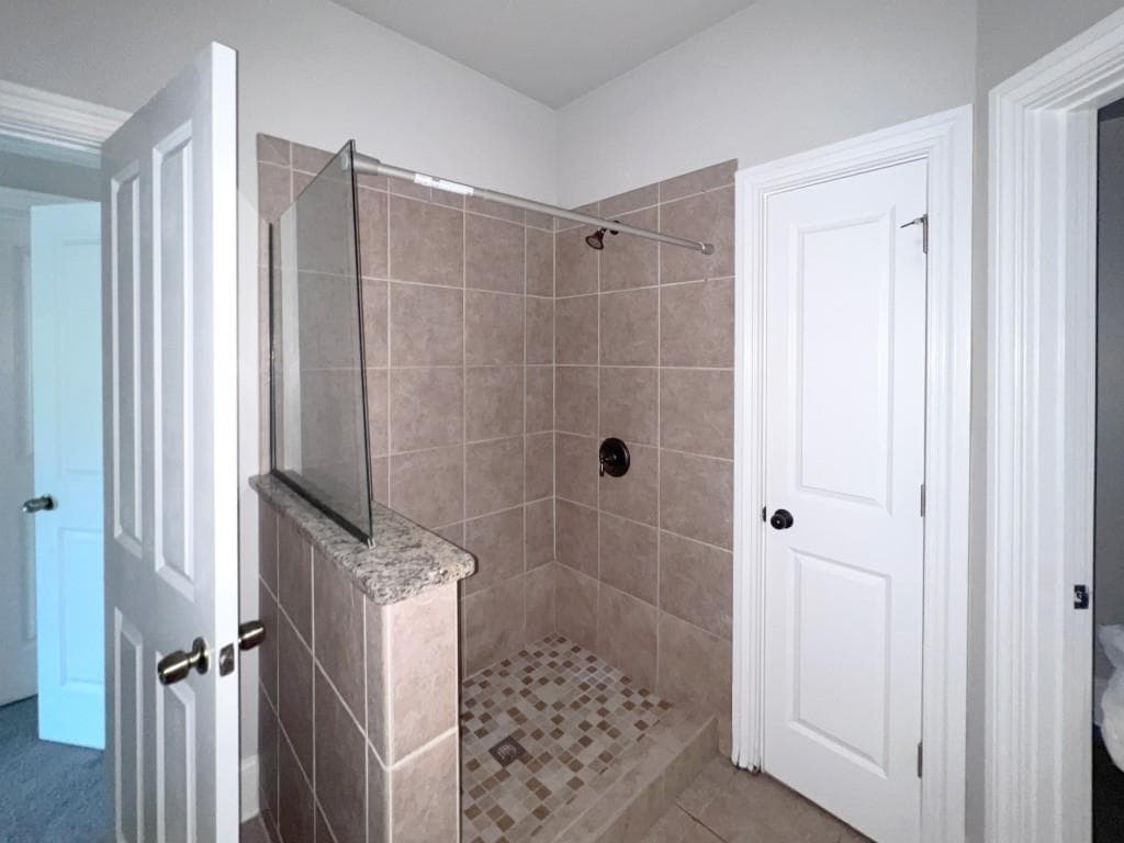 4 bedroom, 4 bathroom, 2,228 sq ft townhouse under contract at 7945 Highland Bluff, Sandy Springs, GA 30328 — photo 7