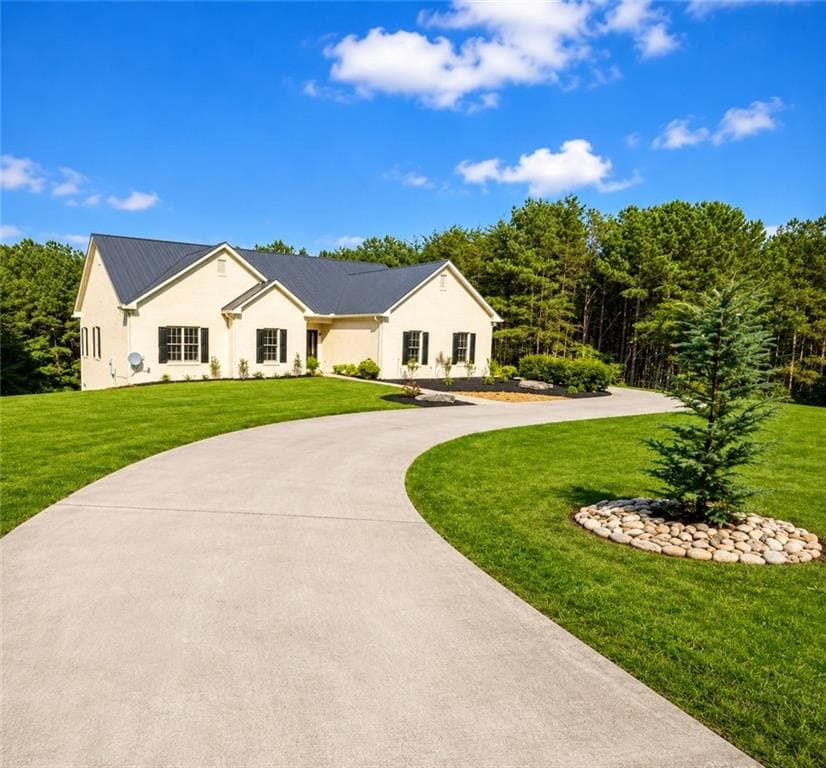 4 bedroom, 3 bathroom, 3,918 sq ft single family residence for sale at 1835 Arnold Spence Road, Ball Ground, GA 30107 — photo 3