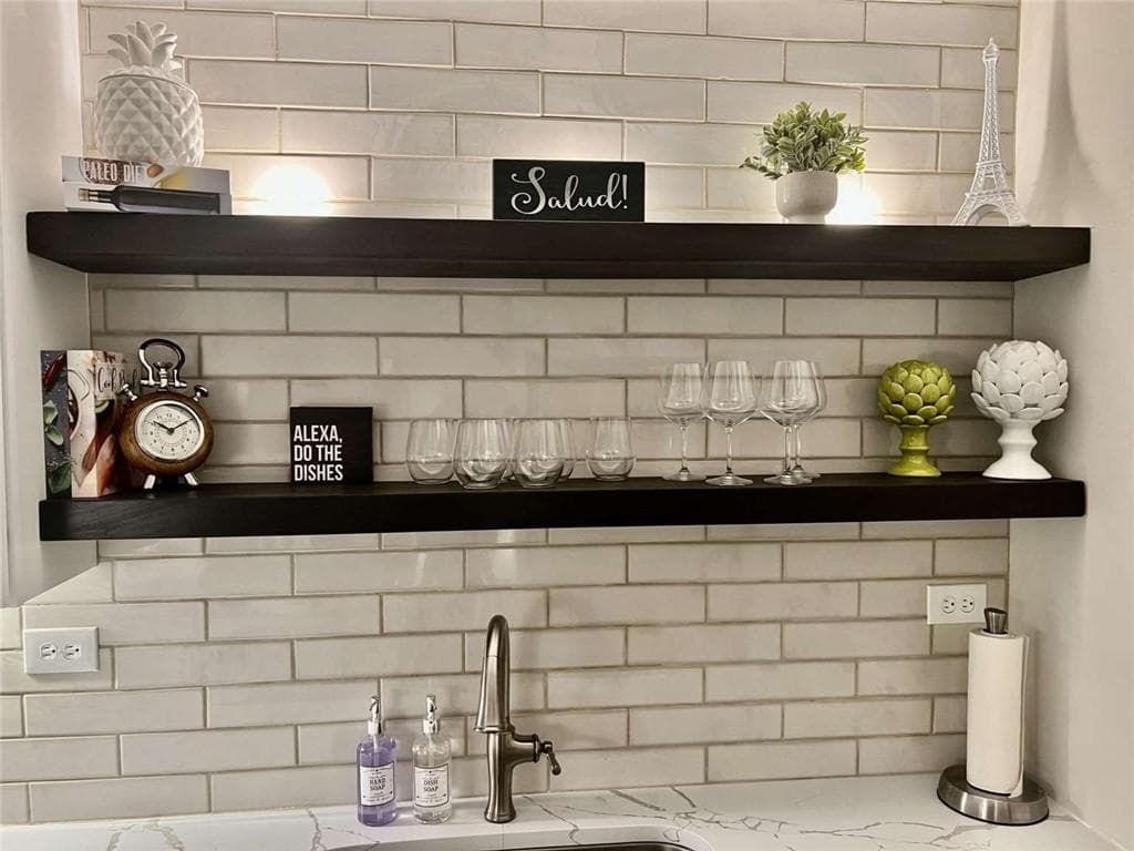 2 bedroom, 2 bathroom, 826 sq ft condominium for sale at 300 W Peachtree Street, Atlanta, GA 30308 — photo 5