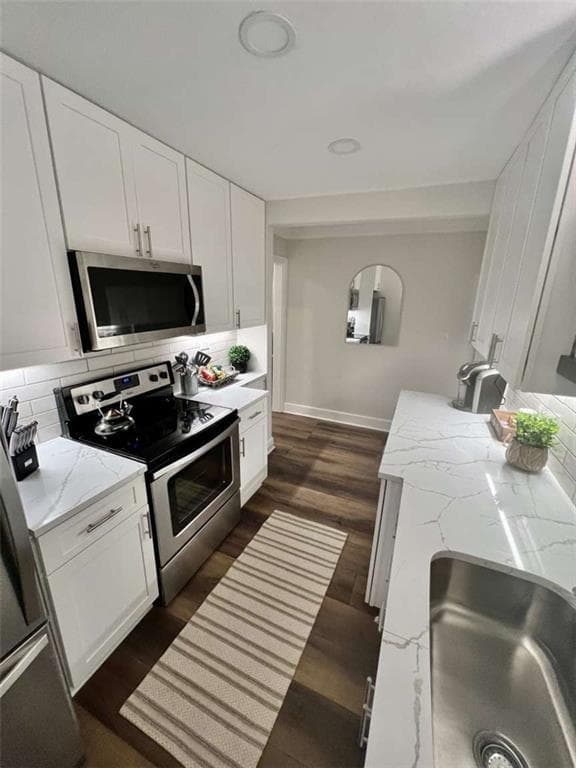 2 bedroom, 2 bathroom, 826 sq ft condominium for sale at 300 W Peachtree Street, Atlanta, GA 30308 — photo 6