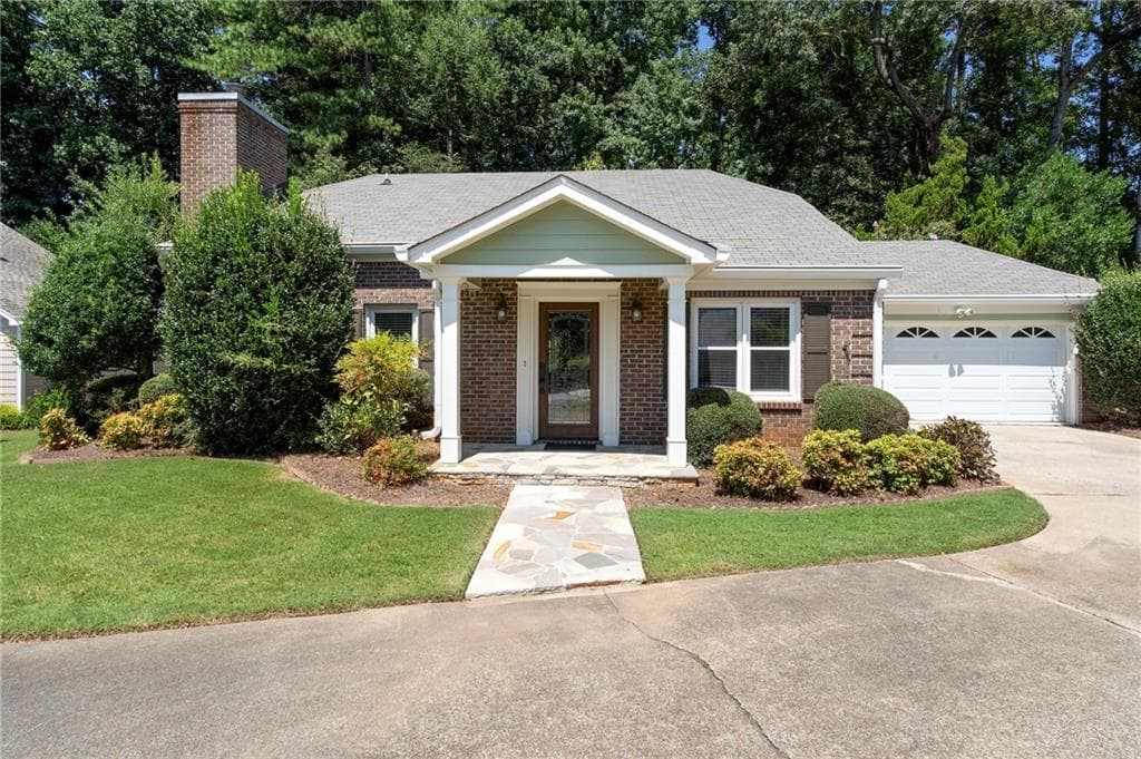 2 bedroom, 2 bathroom, 1,680 sq ft single family residence under contract at 95 Ashleigh Terrace, Marietta, GA 30062