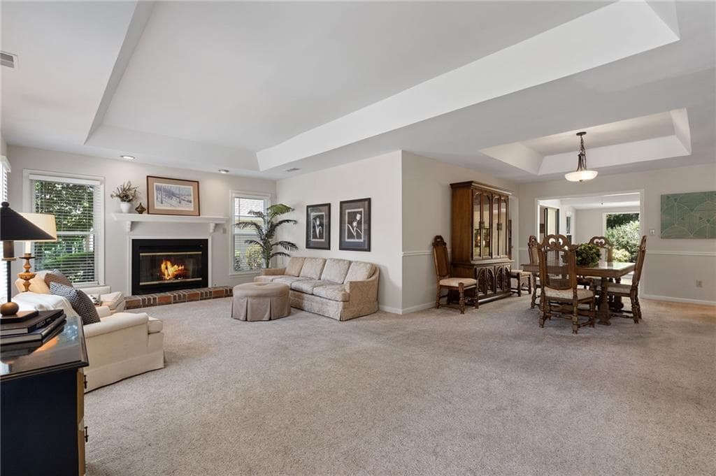 2 bedroom, 2 bathroom, 1,680 sq ft single family residence under contract at 95 Ashleigh Terrace, Marietta, GA 30062 — photo 4