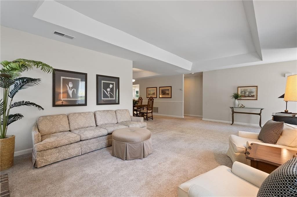 2 bedroom, 2 bathroom, 1,680 sq ft single family residence under contract at 95 Ashleigh Terrace, Marietta, GA 30062 — photo 5