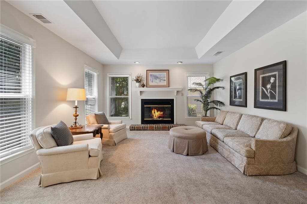 2 bedroom, 2 bathroom, 1,680 sq ft single family residence under contract at 95 Ashleigh Terrace, Marietta, GA 30062 — photo 7