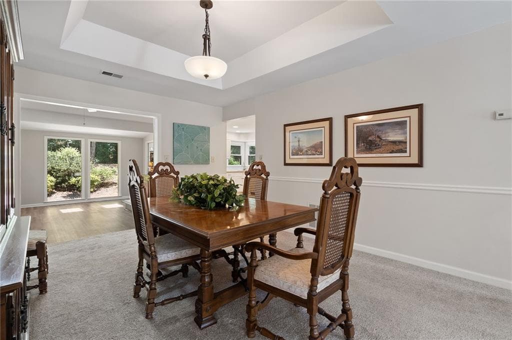 2 bedroom, 2 bathroom, 1,680 sq ft single family residence under contract at 95 Ashleigh Terrace, Marietta, GA 30062 — photo 8