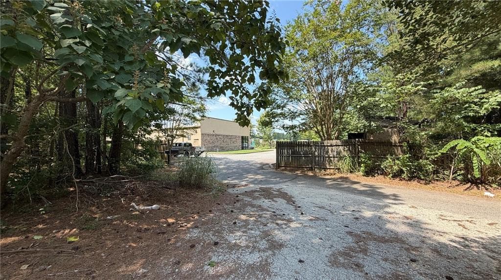 3 bedroom, 2 bathroom, 1,152 sq ft single family residence for sale at 19 Hosiery Mill Road, Dallas, GA 30157 — photo 5