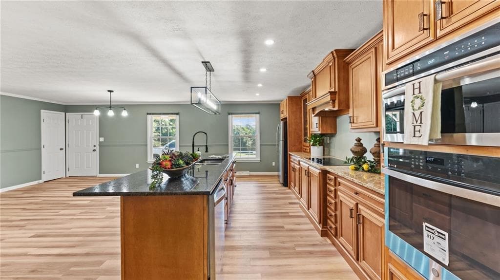 4 bedroom, 3 bathroom, 2,575 sq ft single family residence for sale at 453 Mountain View Road, Rome, GA 30161 — photo 7