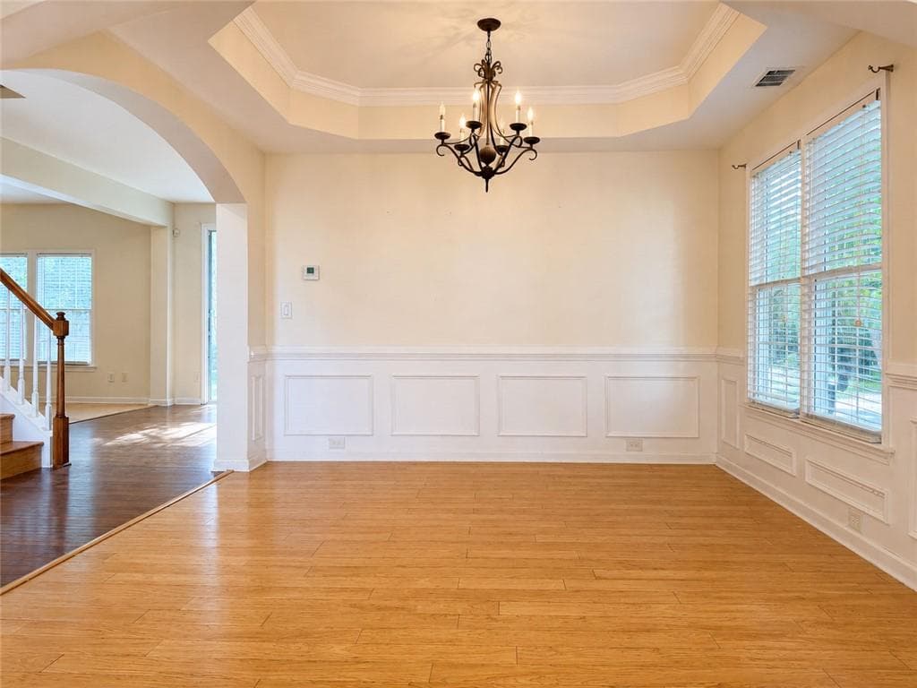 4 bedroom, 3 bathroom, 2,518 sq ft single family residence for sale at 2835 Niblick Way, Duluth, GA 30097 — photo 5