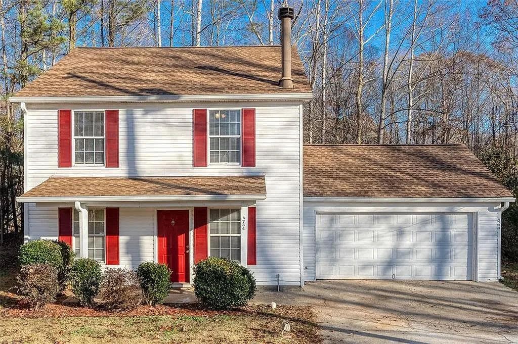 4 bedroom, 3 bathroom, 1,900 sq ft single family residence for sale at 4734 Saddleridge Road, Powder Springs, GA 30127 — photo 2