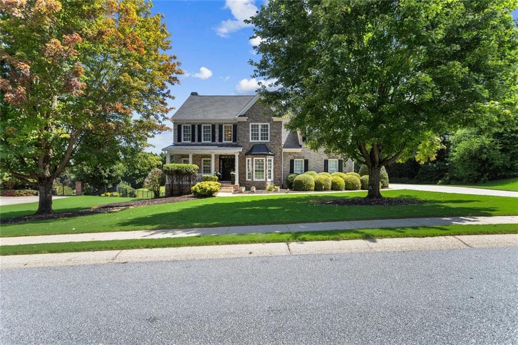 5 bedroom, 4 bathroom, 4,626 sq ft single family residence for sale at 110 Whitaker Way, Hoschton, GA 30548 — photo 2