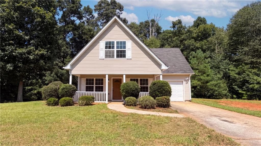 4 bedroom, 2 bathroom, 1,458 sq ft single family residence for sale at 125 Sampson Court, Covington, GA 30016 — photo 1 of 22