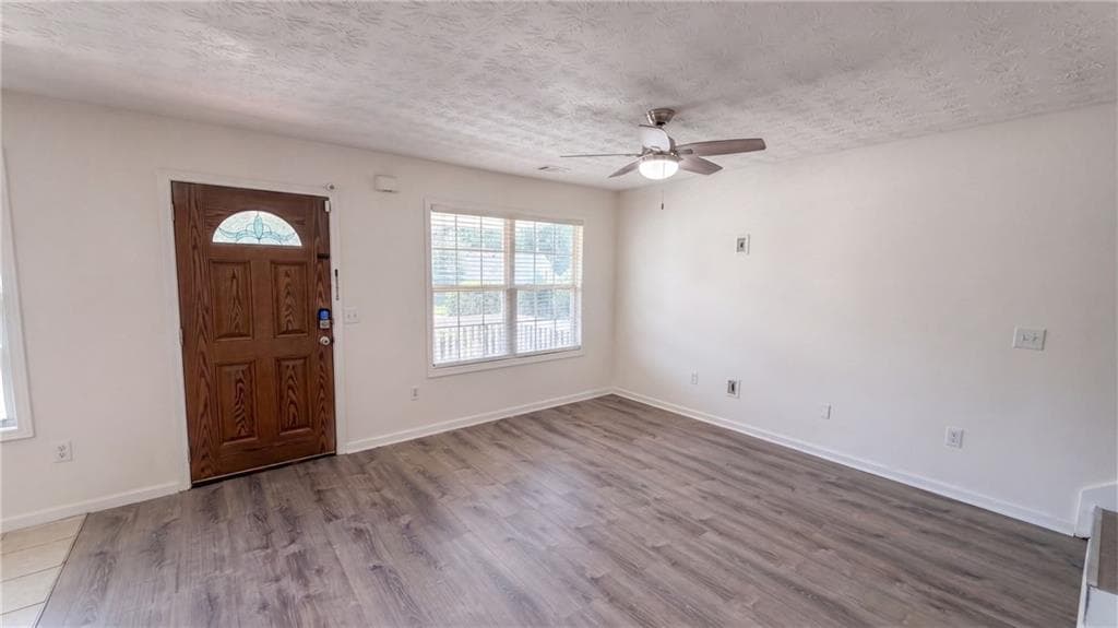 4 bedroom, 2 bathroom, 1,458 sq ft single family residence for sale at 125 Sampson Court, Covington, GA 30016 — photo 3