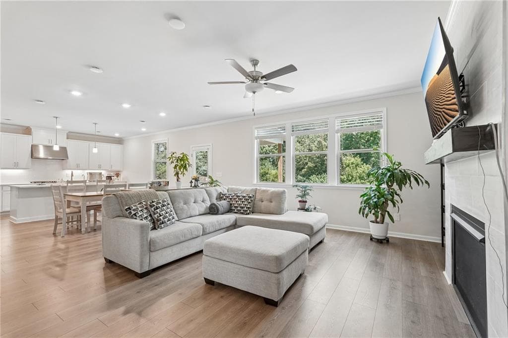 4 bedroom, 4 bathroom, 2,874 sq ft single family residence for sale at 321 Bellinger Lane, Canton, GA 30115 — photo 6