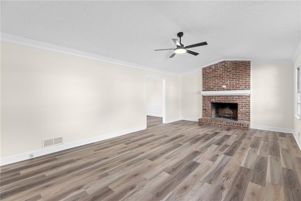 3 bedroom, 3 bathroom, 2,096 sq ft single family residence for sale at 2250 Ridge Forest Drive, Grayson, GA 30017 — photo 9