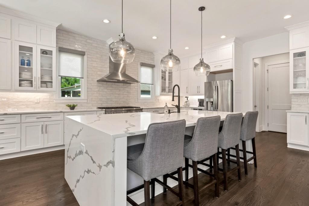 6 bedroom, 7 bathroom, 5,988 sq ft single family residence for sale at 2670 Carlton Place, Brookhaven, GA 30319 — photo 9