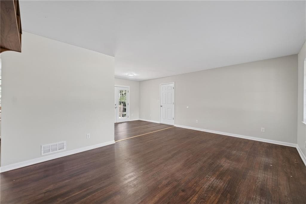 3 bedroom, 1 bathroom, 1,394 sq ft single family residence for rent at 5794 Henry Bailey Road, Sugar Hill, GA 30518 for $1,795 a month — photo 10