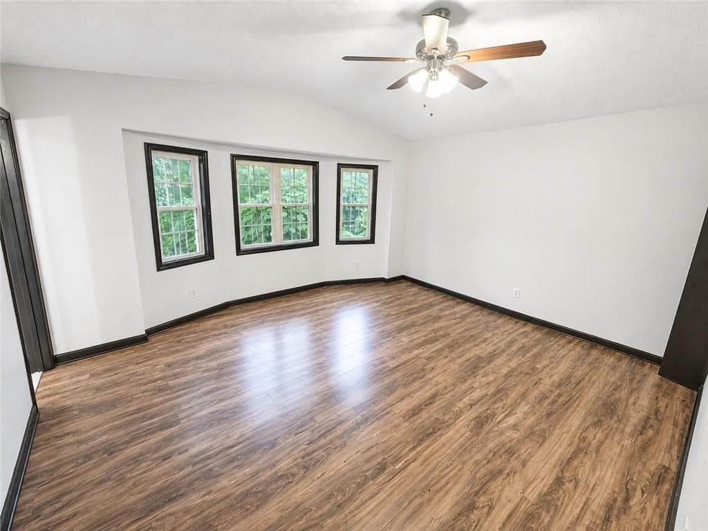 4 bedroom, 3 bathroom, 1,213 sq ft single family residence for sale at 1758 Eric Circle, Lawrenceville, GA 30043 — photo 6