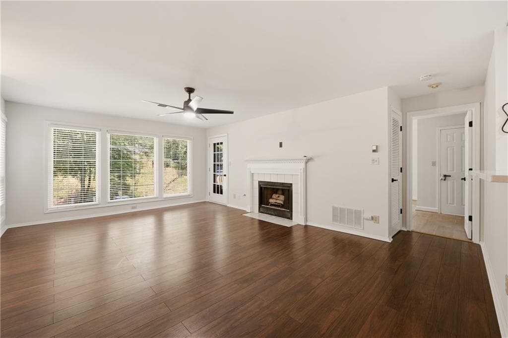 2 bedroom, 2 bathroom, 1,342 sq ft condominium for sale at 515 Berkeley Woods Drive, Duluth, GA 30096 — photo 5