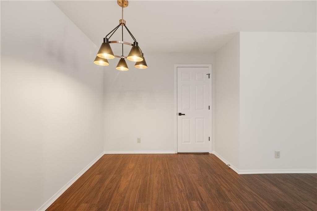 2 bedroom, 2 bathroom, 1,342 sq ft condominium for sale at 515 Berkeley Woods Drive, Duluth, GA 30096 — photo 10