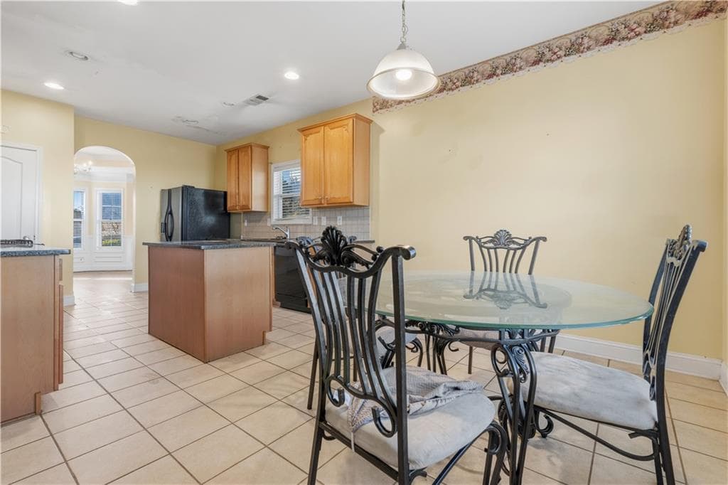 4 bedroom, 4 bathroom, 2,836 sq ft single family residence for rent at 820 Kaitlyn Drive, Loganville, GA 30052 for $2,500 a month — photo 8