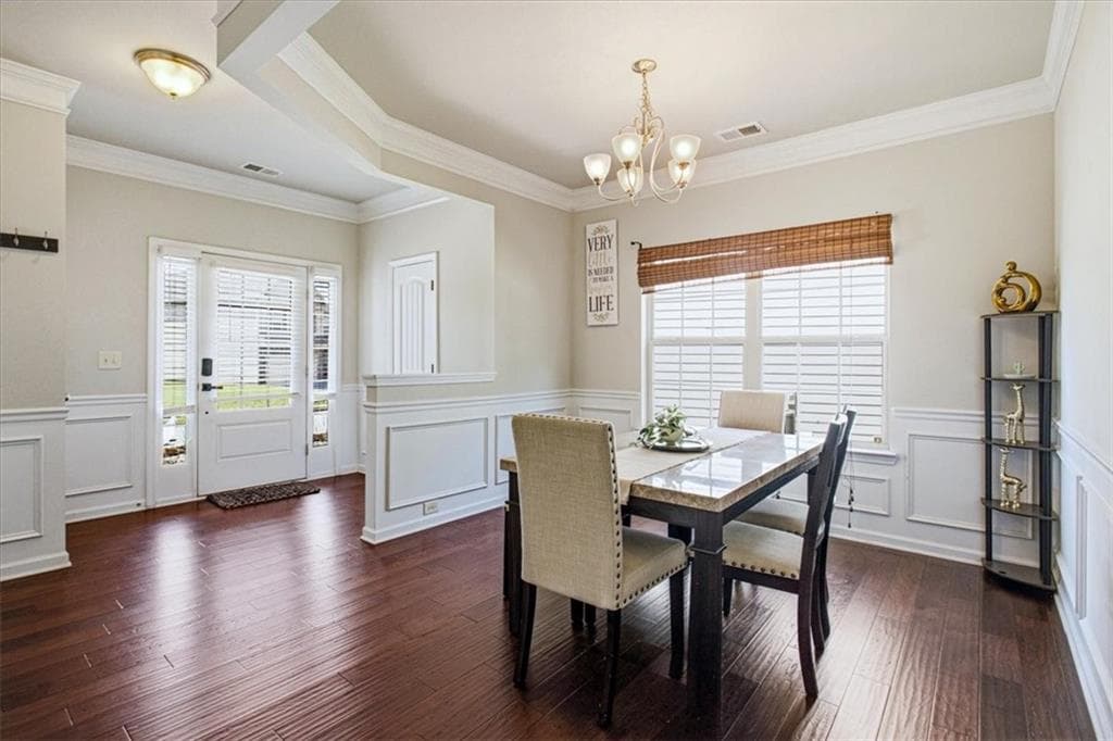 4 bedroom, 3 bathroom, 2,288 sq ft single family residence for sale at 971 Sonoma Drive, Lawrenceville, GA 30045 — photo 7