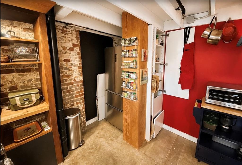 1 bedroom, 1 bathroom, 867 sq ft condominium for rent at 170 Blvd H201, Atlanta, GA 30312 for $2,100 a month — photo 5