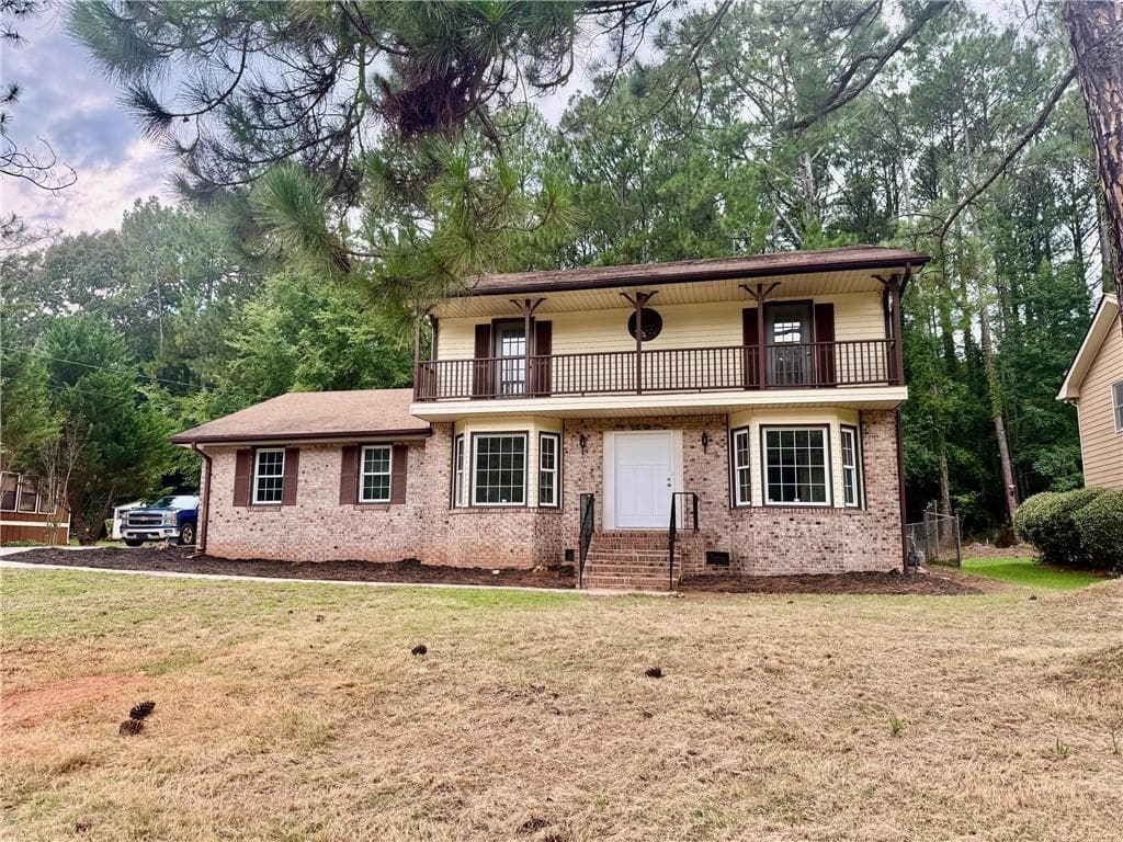4 bedroom, 3 bathroom, 2,279 sq ft single family residence for sale at 3349 Veracruz Way, Decatur, GA 30034 — photo 2