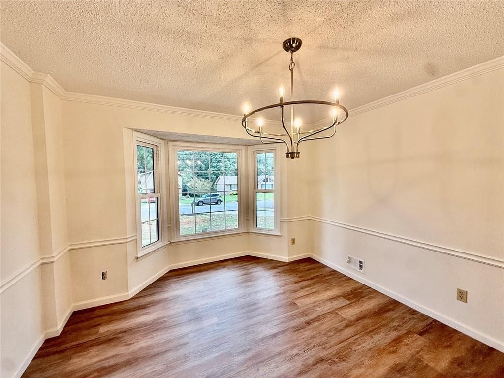 4 bedroom, 3 bathroom, 2,279 sq ft single family residence for sale at 3349 Veracruz Way, Decatur, GA 30034 — photo 7