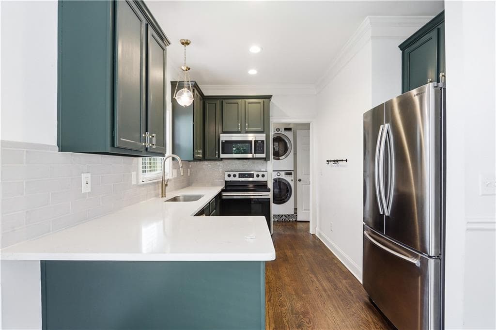 3 bedroom, 3 bathroom, 1,780 sq ft single family residence for sale at 64 Bass Street, Atlanta, GA 30315 — photo 2