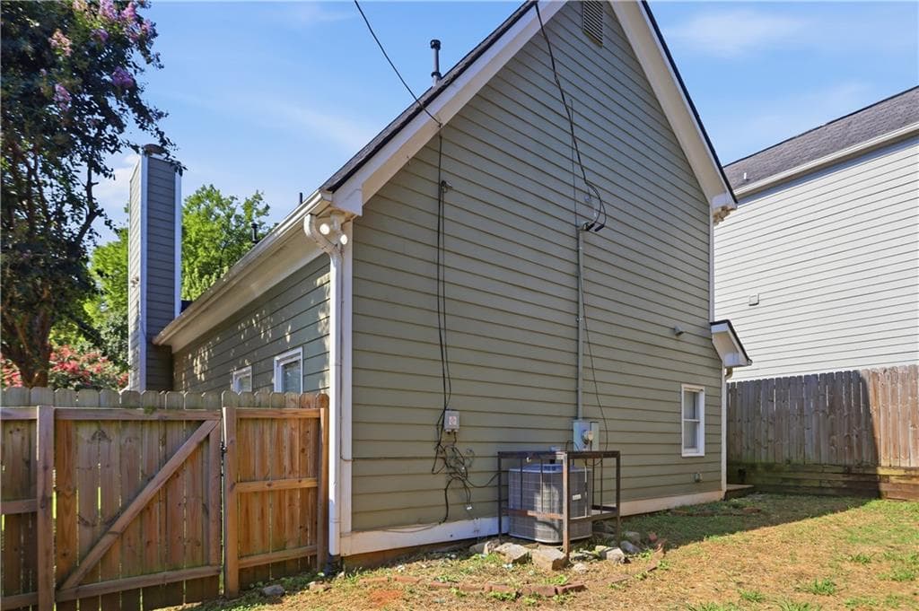3 bedroom, 3 bathroom, 1,780 sq ft single family residence for sale at 64 Bass Street, Atlanta, GA 30315 — photo 5