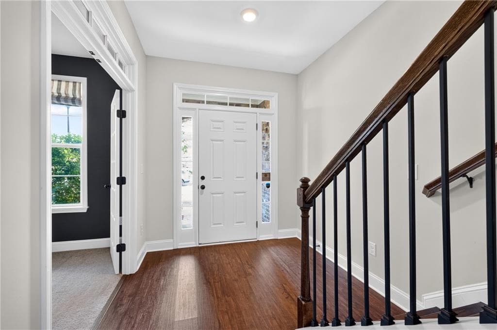 5 bedroom, 4 bathroom, 3,464 sq ft single family residence under contract at 7545 Easton View Court, Cumming, GA 30028 — photo 8