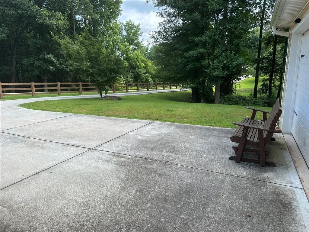 3 bedroom, 3 bathroom, 1,856 sq ft single family residence for sale at 257 CLEARWATER Drive, Monroe, GA 30655 — photo 8