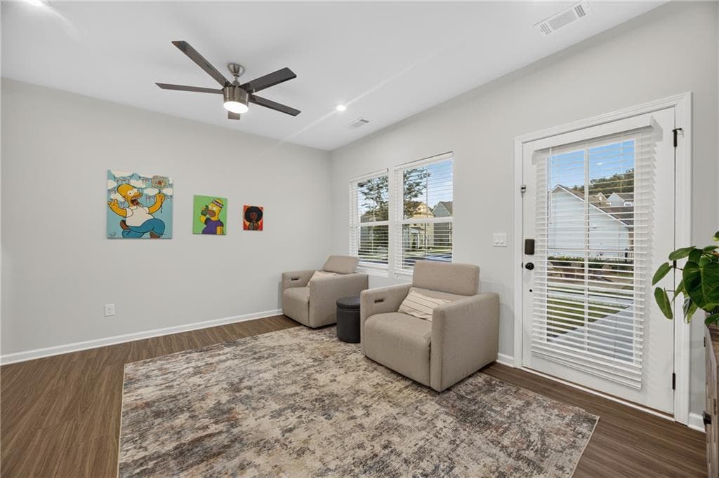 2 bedroom, 3 bathroom, 1,573 sq ft townhouse for sale at 2656 Brookview Lane, Atlanta, GA 30318 — photo 7