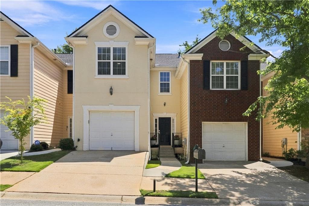 3 bedroom, 3 bathroom, 1,418 sq ft townhouse for sale at 7131 Biltmore Way, Lithonia, GA 30058 — photo 1 of 28
