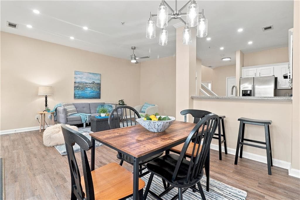 3 bedroom, 3 bathroom, 1,418 sq ft townhouse for sale at 7131 Biltmore Way, Lithonia, GA 30058 — photo 6
