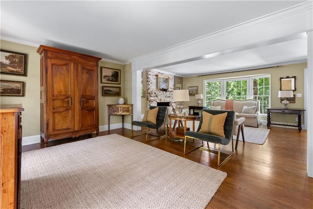 4 bedroom, 3 bathroom, 3,432 sq ft single family residence for sale at 5506 Whitewood Court, Dunwoody, GA 30338 — photo 6