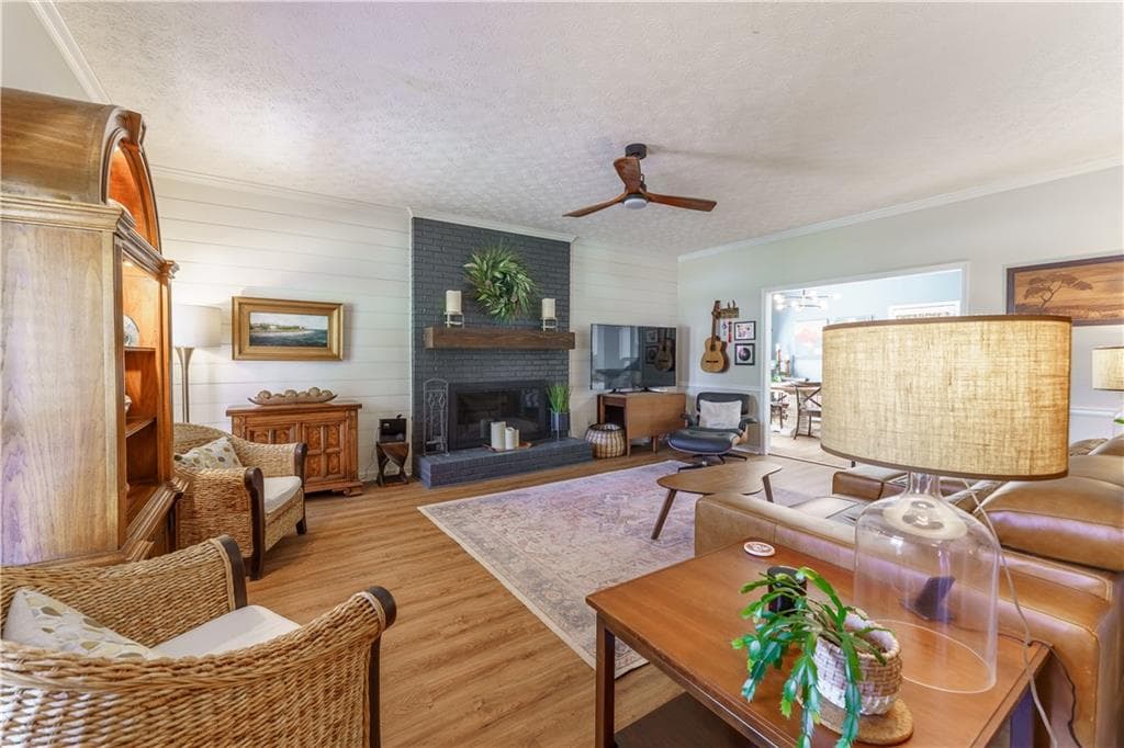 4 bedroom, 4 bathroom, 2,843 sq ft single family residence for sale at 5454 Mccullers Lane, Loganville, GA 30052 — photo 9