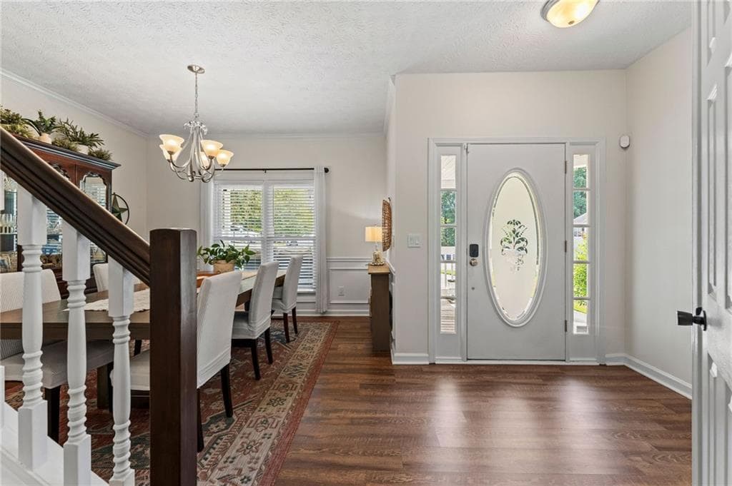 3 bedroom, 3 bathroom, 1,806 sq ft single family residence under contract at 514 Rising Drive, Woodstock, GA 30189 — photo 4