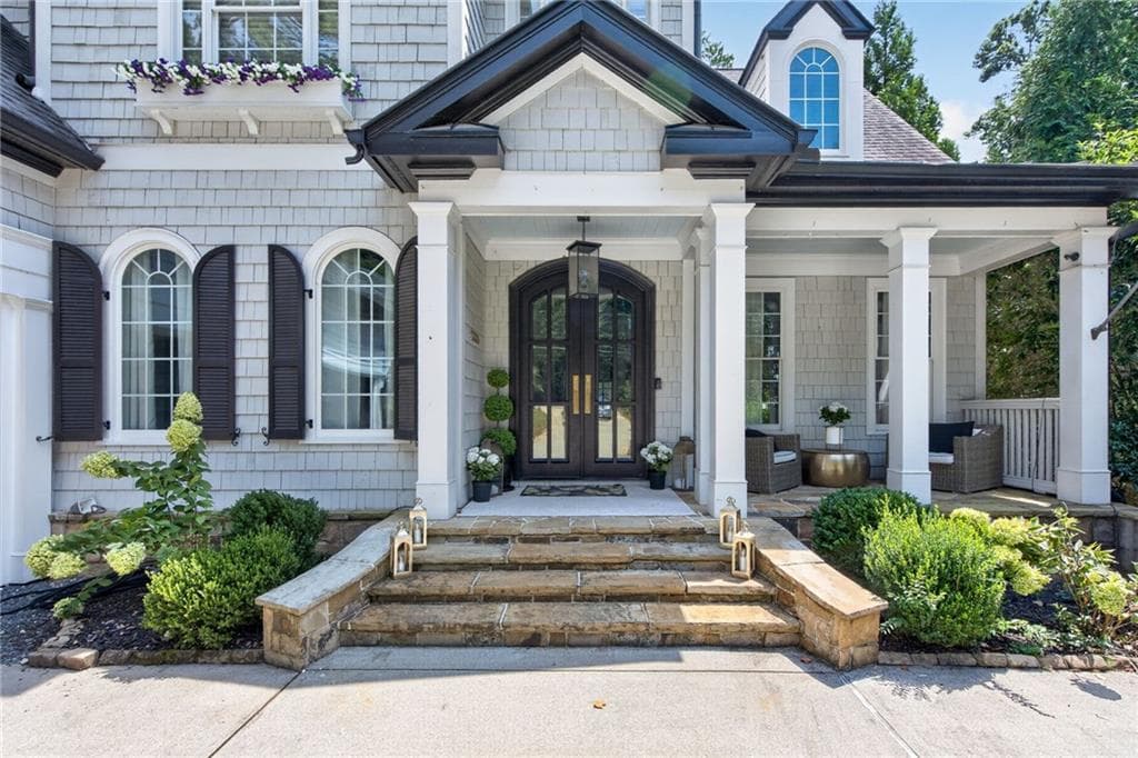 6 bedroom, 7 bathroom, 5,000 sq ft single family residence for sale at 1409 Sheridan Road, Atlanta, GA 30324 — photo 2