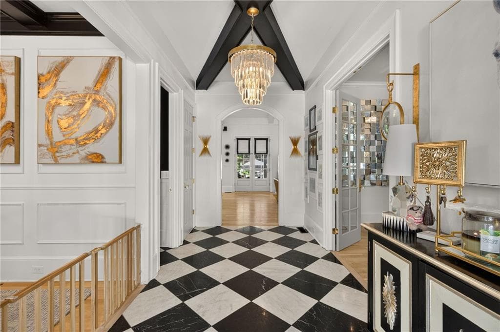 6 bedroom, 7 bathroom, 5,000 sq ft single family residence for sale at 1409 Sheridan Road, Atlanta, GA 30324 — photo 4