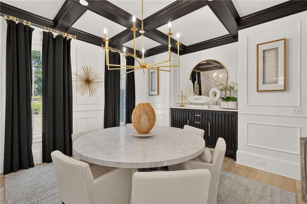 6 bedroom, 7 bathroom, 5,000 sq ft single family residence for sale at 1409 Sheridan Road, Atlanta, GA 30324 — photo 6