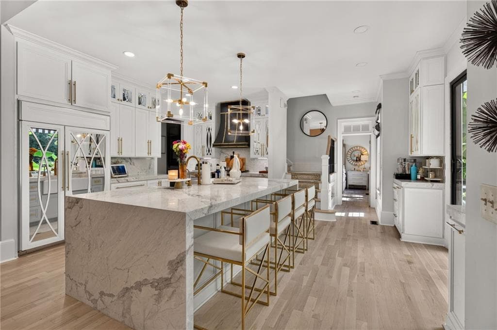 6 bedroom, 7 bathroom, 5,000 sq ft single family residence for sale at 1409 Sheridan Road, Atlanta, GA 30324 — photo 8
