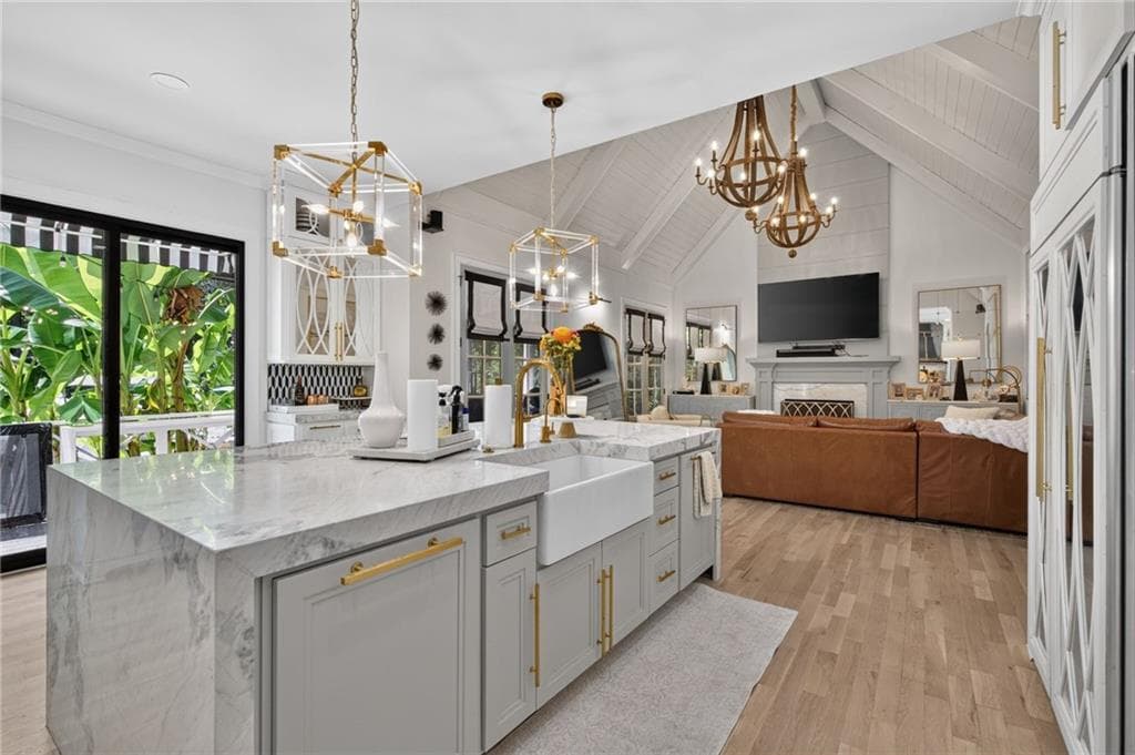 6 bedroom, 7 bathroom, 5,000 sq ft single family residence for sale at 1409 Sheridan Road, Atlanta, GA 30324 — photo 9