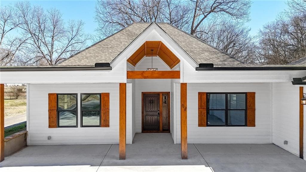 3 bedroom, 2 bathroom, 2,218 sq ft single family residence for sale at 244 Piedmont Avenue, Rockmart, GA 30153
