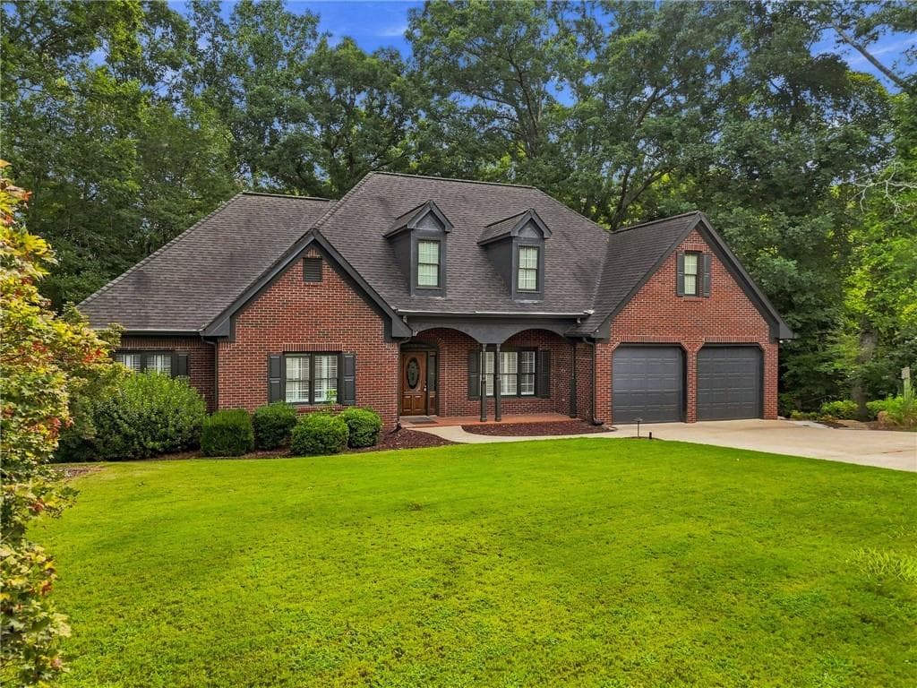4 bedroom, 3 bathroom, 3,861 sq ft single family residence for sale at 6086 Governors Walk Drive, Canton, GA 30115 — photo 5