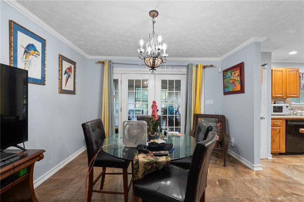 5 bedroom, 2 bathroom, 1,700 sq ft single family residence for sale at 6825 Maddox Road, Morrow, GA 30260 — photo 10